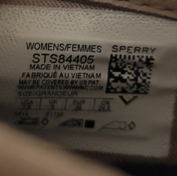 Sperry Shoes - Picture 2 of 4